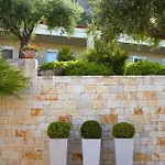 מלון Afitis Boutique